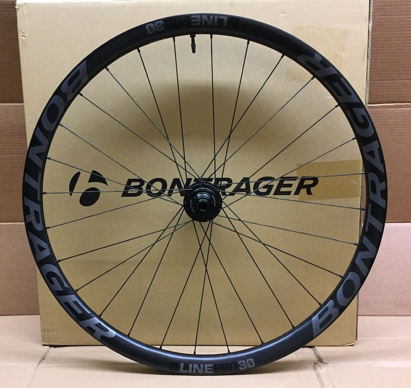 2018 Bontrager Line Pro 30 rear 29" Boost Rapid Drive 108 For Sale