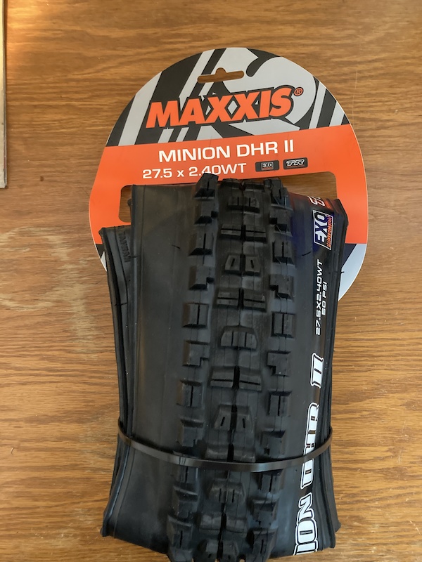 Maxxis Minion DHR II+ Arrière 27,5x2,80 TR EXO+ 3C
