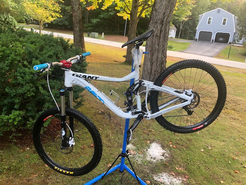 giant reign linkage design