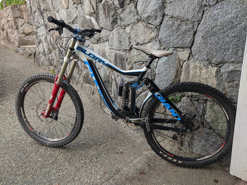 2013 giant glory 2