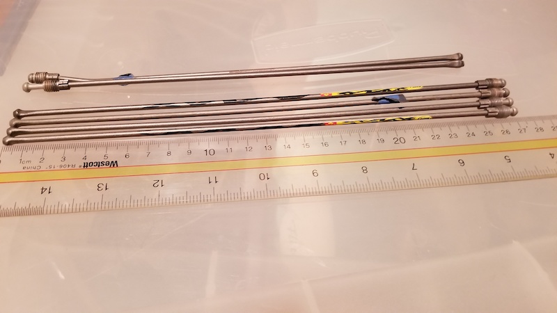 Rayons Mavic Code 30864501 – Pour Crossmax ST/SX (26"), Avant 261,5 Mm – Lot De 6, Noirs, Neufs