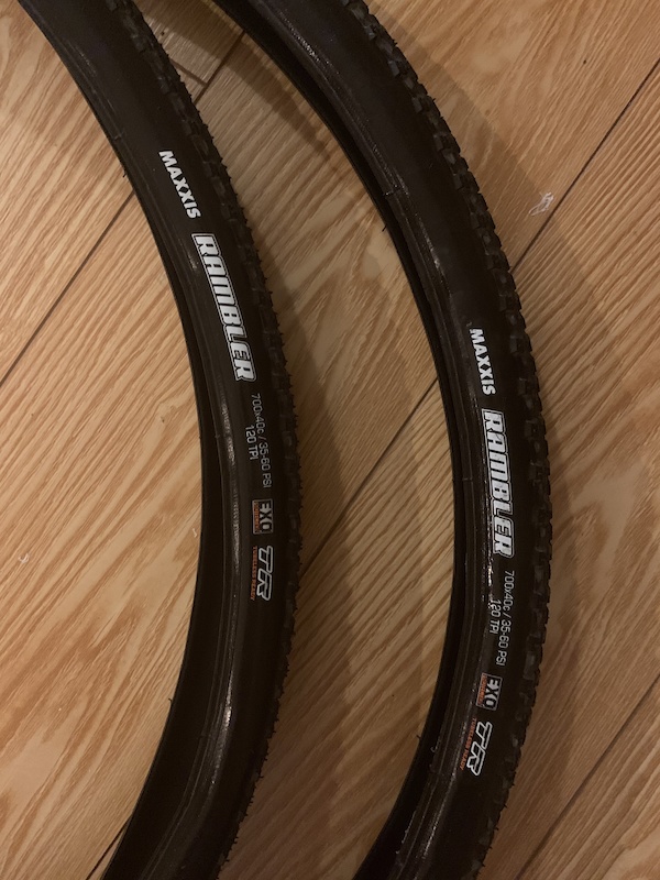 maxxis rambler 700x40c