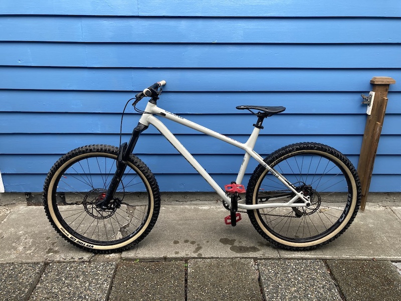 thule vertex swing away 4 reviews