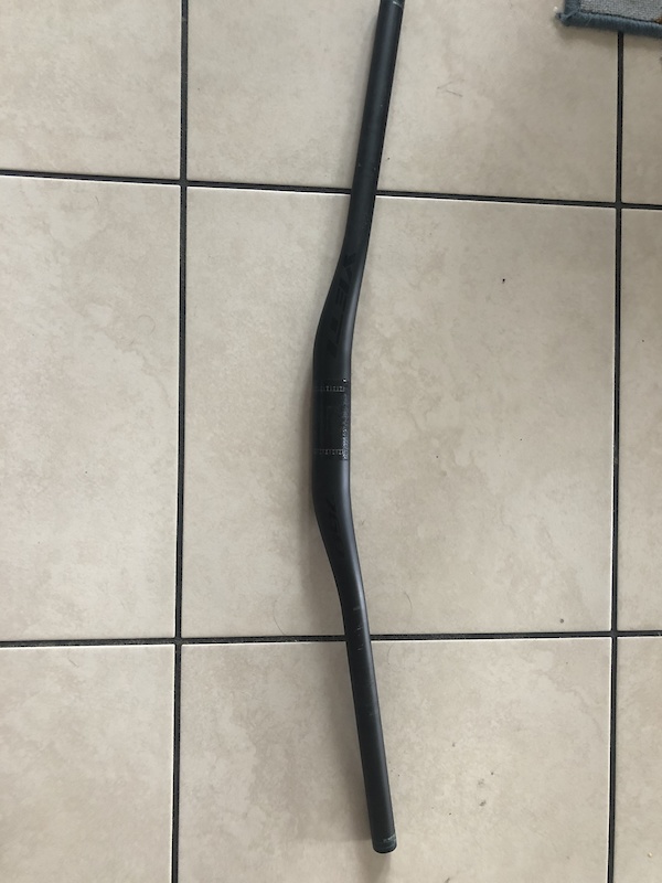 2020 Yeti Carbon Handlebar 760mm For Sale