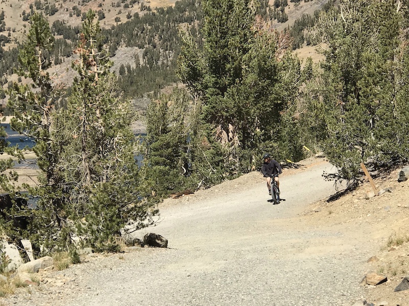 Saddlebag Lake Loop Hiking Trail Bridgeport, CA