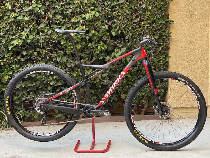 2016 Specialized Epic 29 For Sale