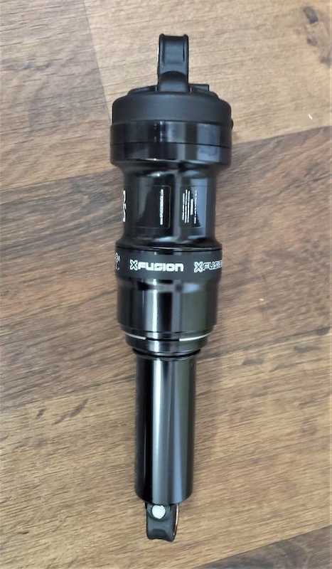 X-Fusion Pro 2, 2-position damper, 210x55mm For Sale