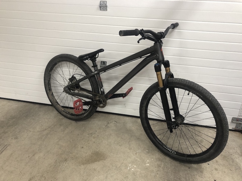 dirt jump seat