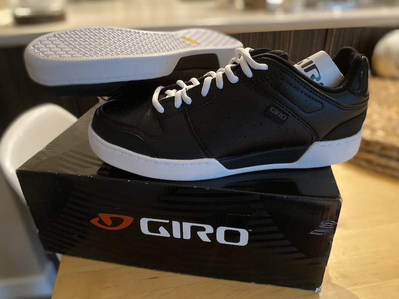 giro jacket mtb shoes