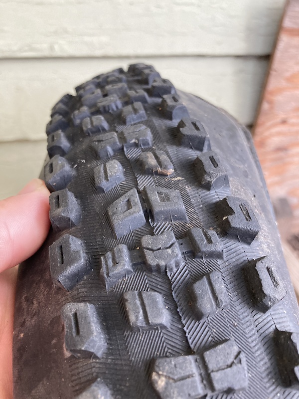 maxxis aggressor 2.3 exo 26