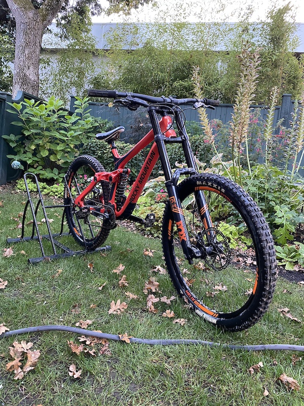 2018 rocky mountain maiden