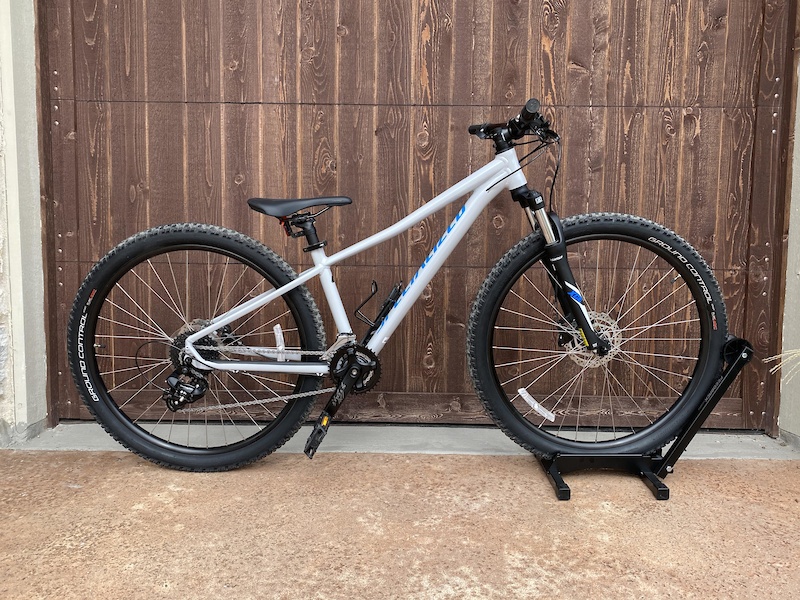 specialized pitch dove grey