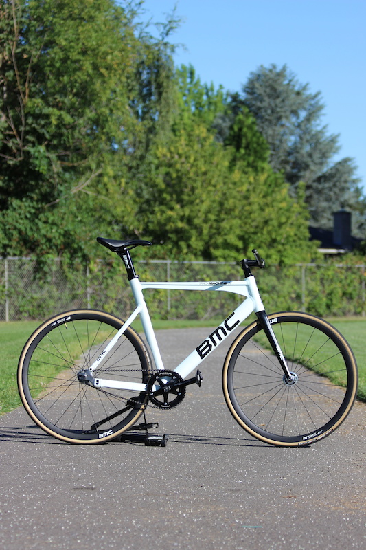 2017 BMC TrackMachine 02 (Dropped Price 