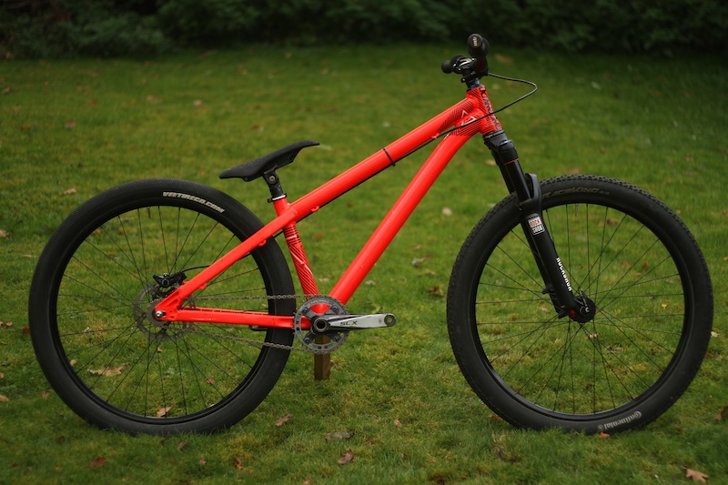 Octane one zircus store frame for sale