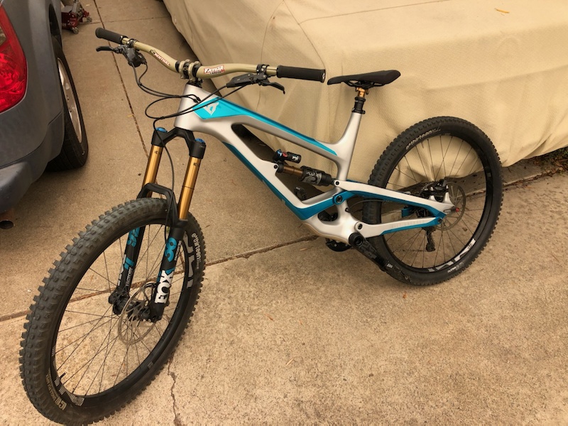 2019 yt capra pro