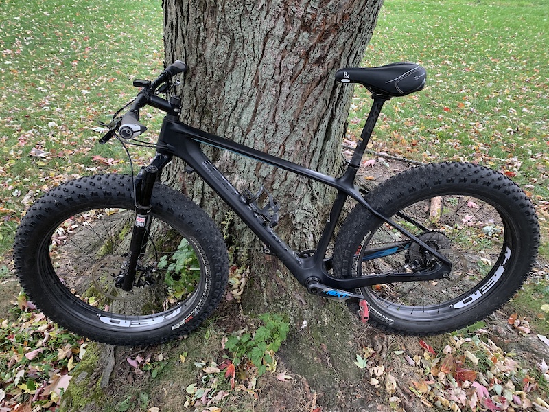 2016 Specialized FatBoy Expert Carbon For Sale