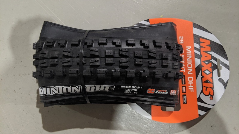 maxxis minion dhf 2.6 exo