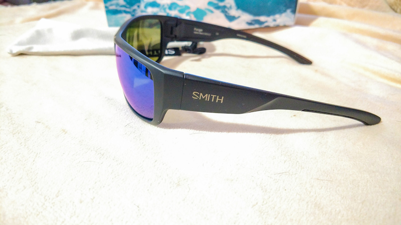 2020 NIB Smith Forge sunglasses For Sale