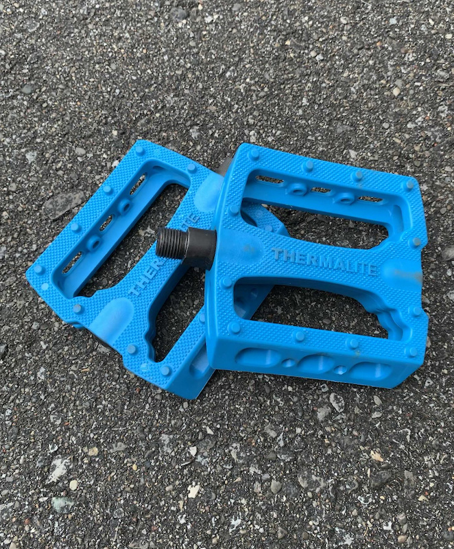 Blue Plastic BMX/MTB Pedals For Sale