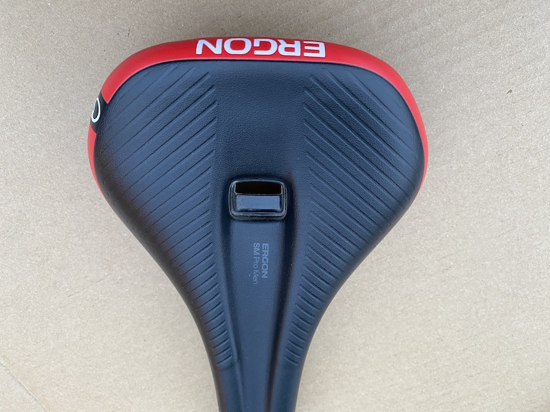 ergon sm pro saddle red