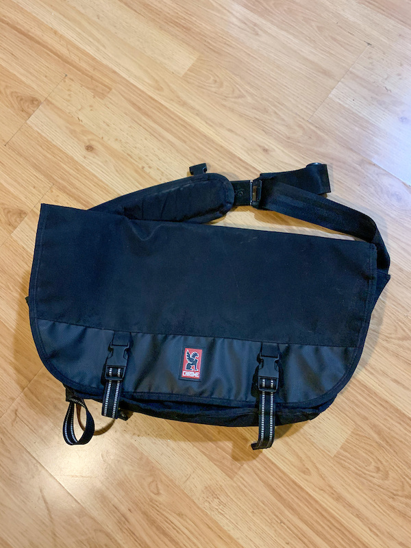 アクセサリー CHROME CITIZEN AUSTIN TUFFY SERIES Citizen 24L Messenger