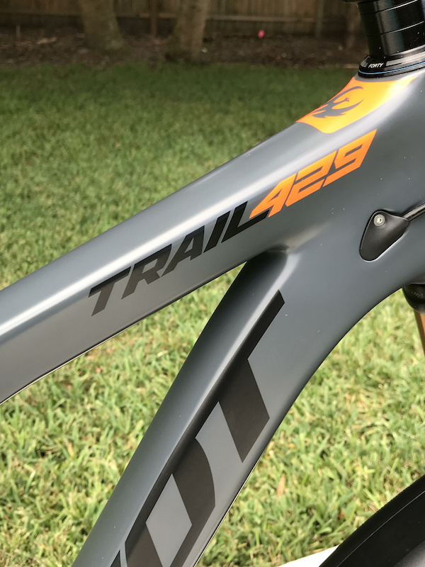 pivot trail 429 frameset