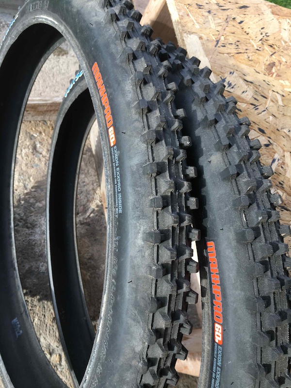 maxxis ust tubeless 26