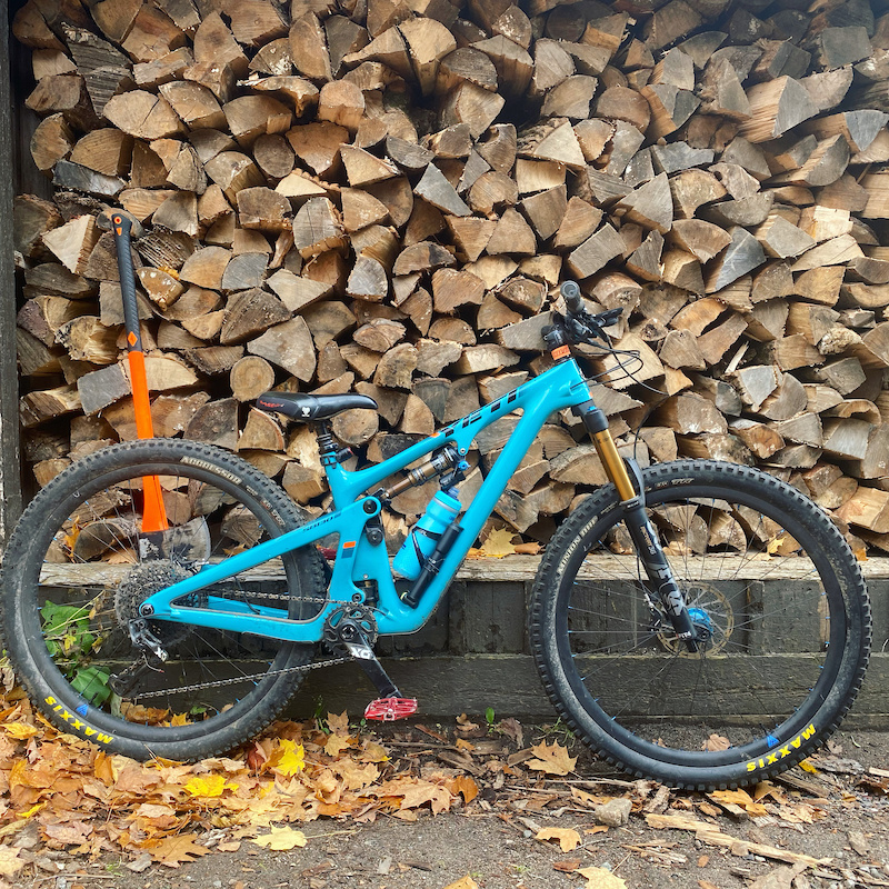 Yeti SB130 log pile