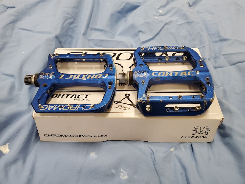 chromag flat pedals