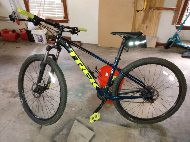 trek marlin 5 medium for sale