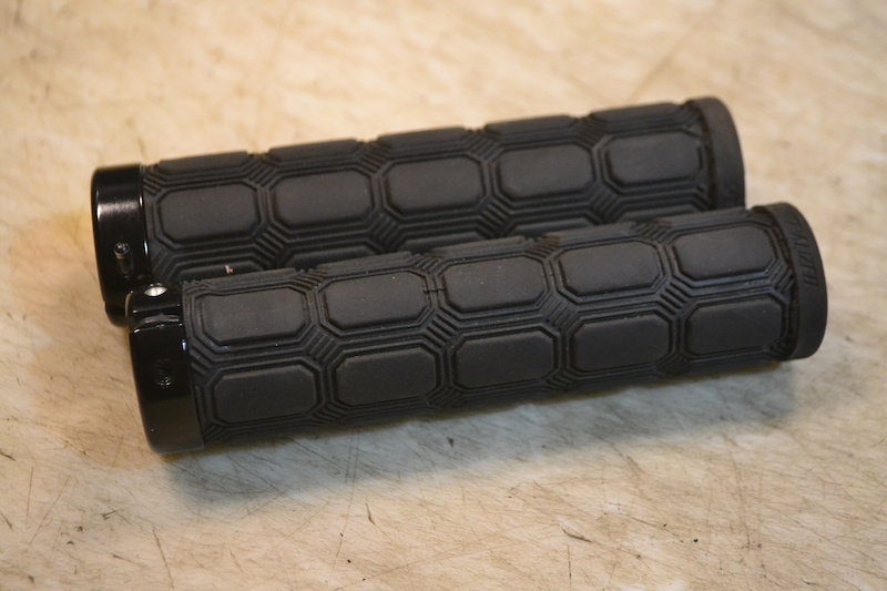 specialized mtb grip