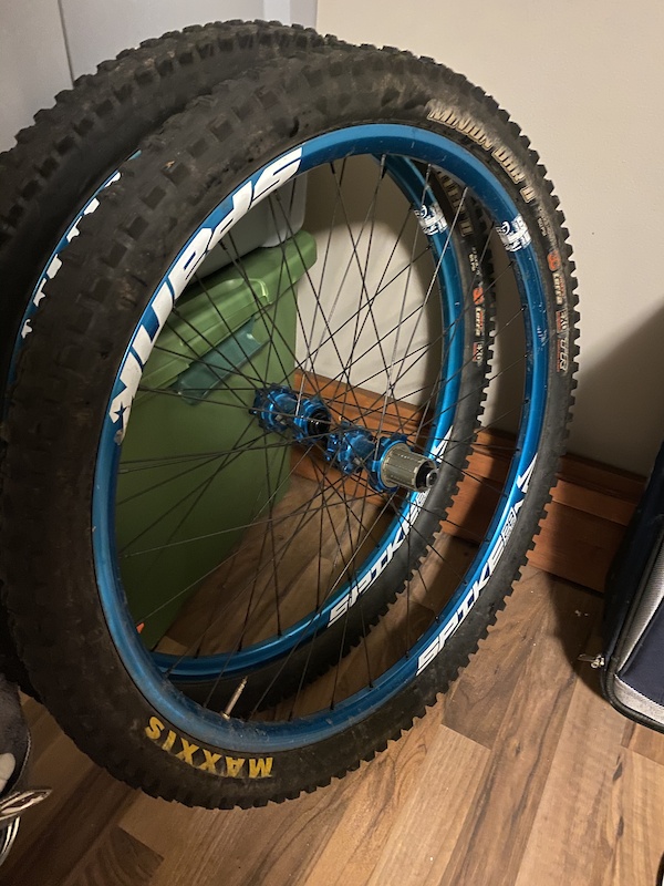 spank spike 28 enduro