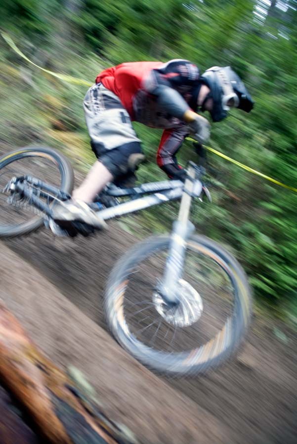 blurred action on dh course