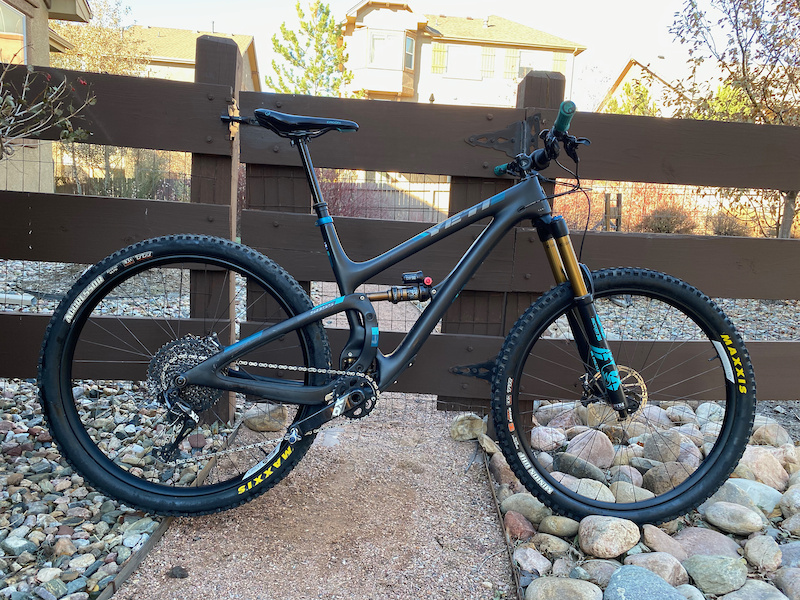 yeti sb5 shock size