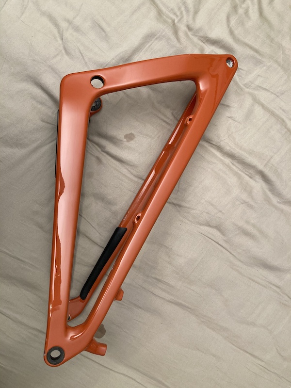 Santa cruz outlet nomad rear triangle