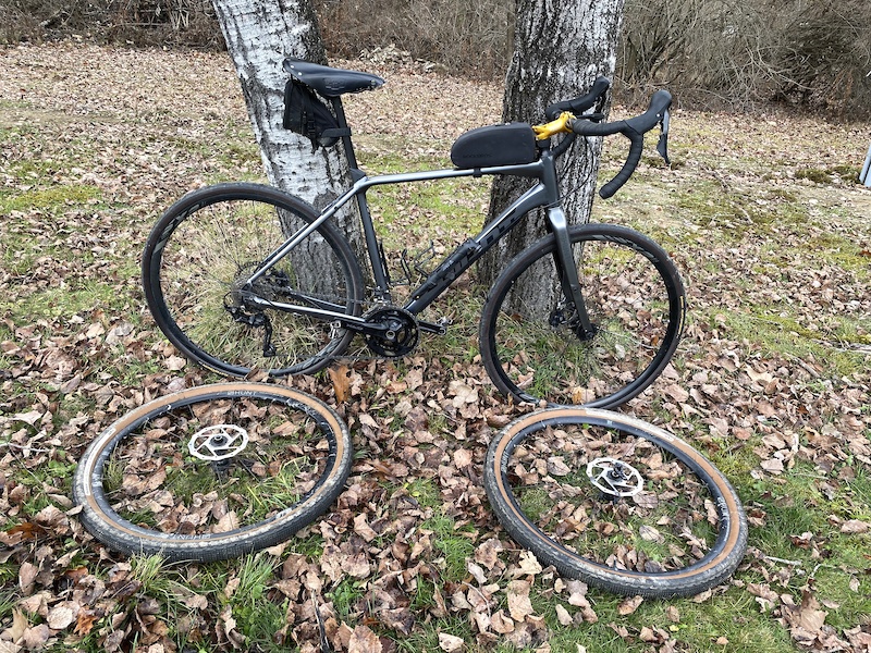 giant toughroad sale