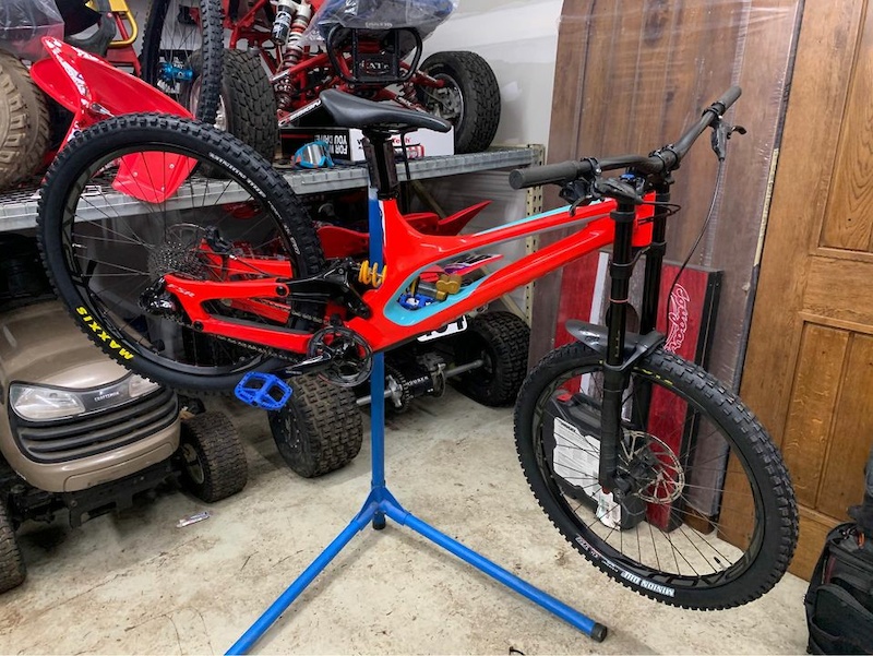 specialized demo 8 carbon 2018