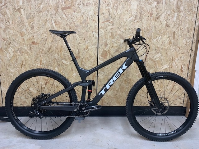 trek slash 2019 9.9