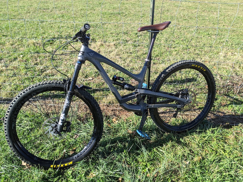 ducati scrambler sixty2 cafe racer