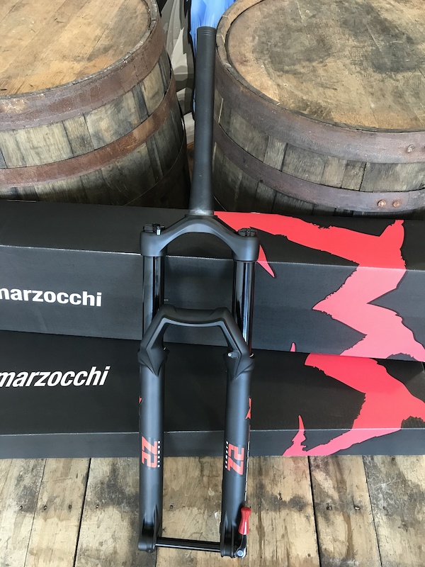 2021 marzocchi bomber z2