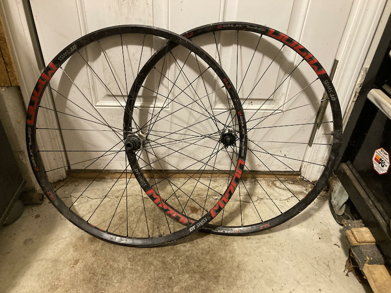 www.pinkbike.com