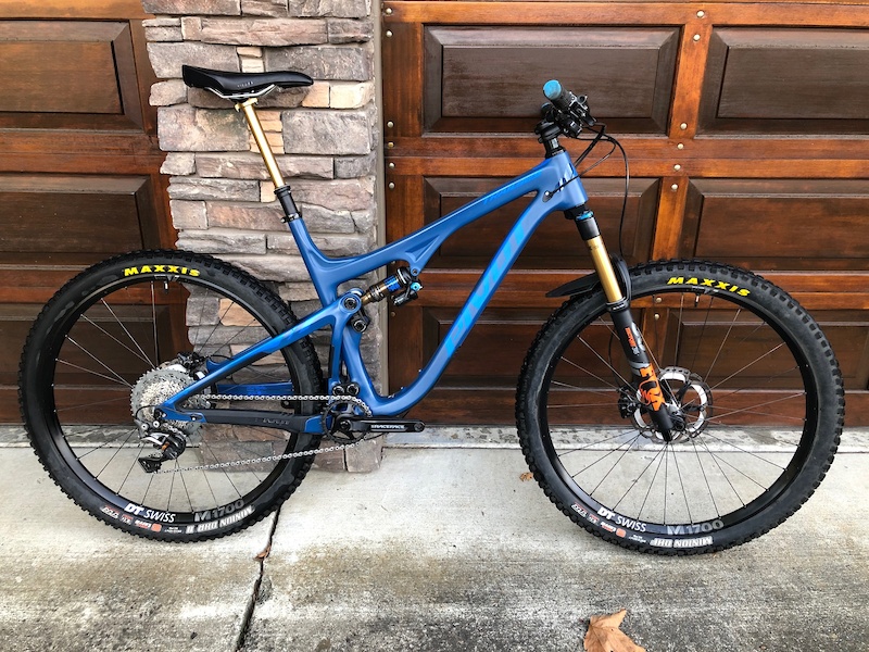 pivot trail 429 enduro weight