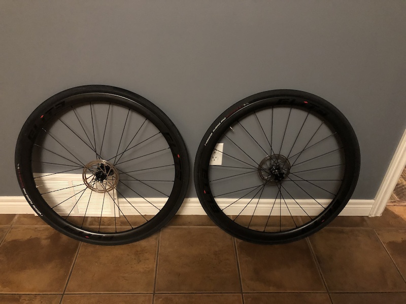 level 40db elite carbon clincher