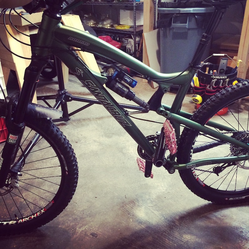 2010 STOLEN Santa Cruz Nomad M Jalapeno Anodized For Sale