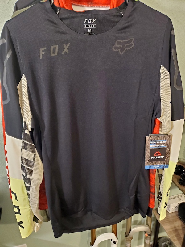 Fox Femme Maillot VTT Manches Courtes Flexair Noir | Maciag Offroad
