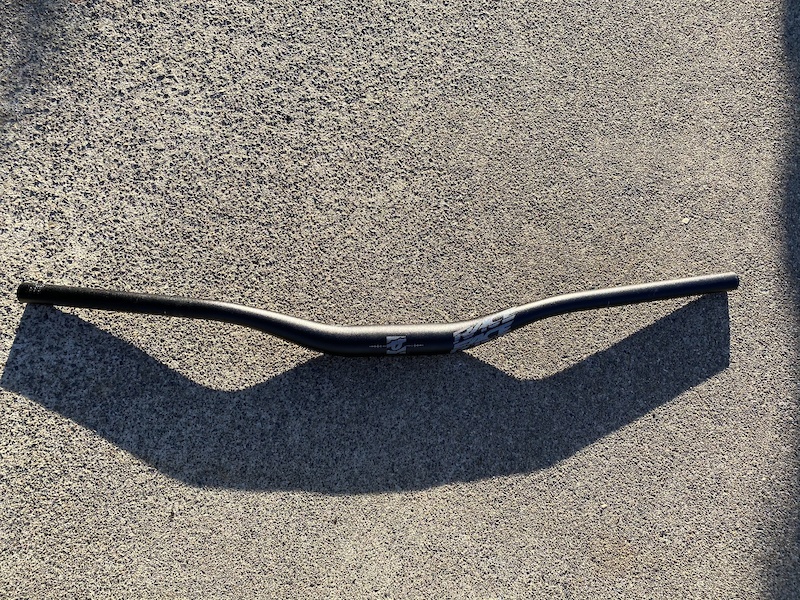 Race Face Chester 35 Handlebar 35mm rise For Sale