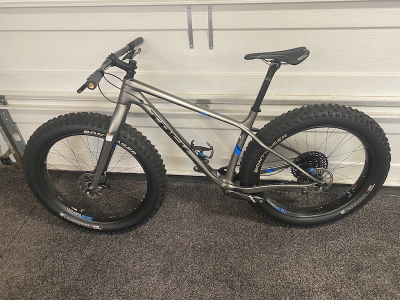 2018 trek farley 9.8