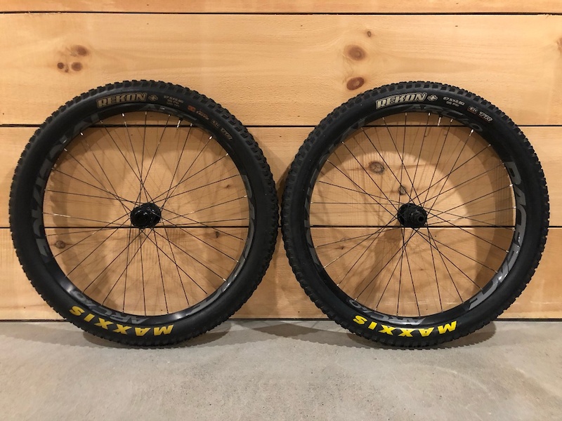 race face arc 40 rims