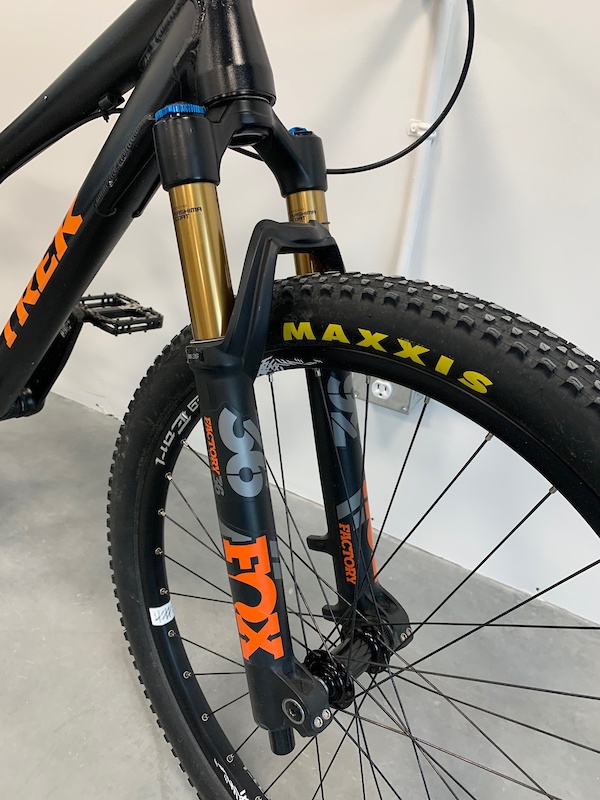 2019 Fox Factory Series 36 FLOAT 26 100mm Fork For Sale