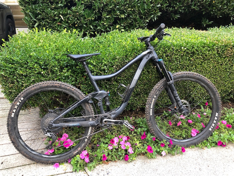 giant trance 2 2019 specs